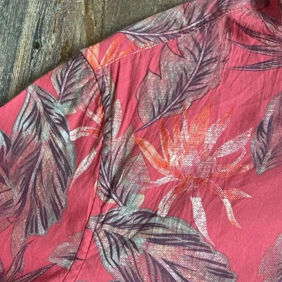 Farwest | Short Sleeve Button Down - Picture 4 of 6